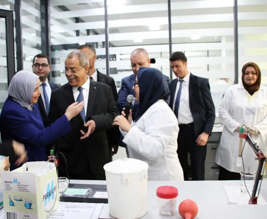 Visite de Monsieur le Ministre de l’Industrie et de la Production Pharmaceutique de l’Annexe régionale de Constantine de l’Agence Nationale des Produits pharmaceutiques le 23 Avril 2024