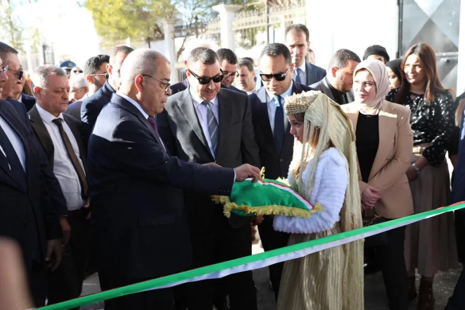 Le Ministre de l’Industrie et de la Production Pharmaceutique, Monsieur Ali AOUN, inaugure l’annexe de l’Agence Nationale des Produits Pharmaceutiques à Oran: